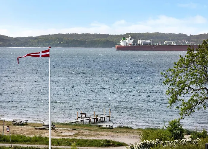 Ferienhaus 3 Bedroom Lovely In *