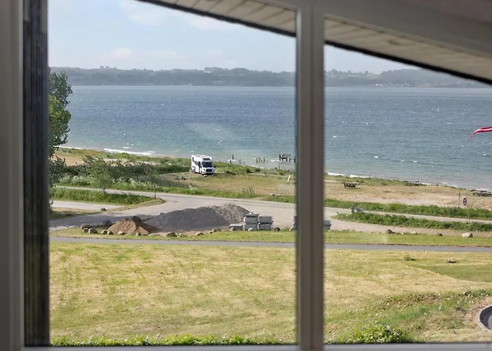 3 Bedroom Lovely In *